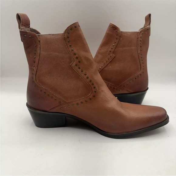 Roan by Bed Stu Cliffhanger Boots Almond Leather Bootie Womens 9.5 - Picture 5 of 9